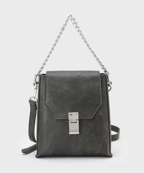 tk.TAKEO KIKUCHI（ティーケータケオキクチ）の「2WAYチェーンフラップショルダーバッグ（ショルダーバッグ・メンズ・ブラック系/ブラック/グレー系1・00）」の5枚目の写真