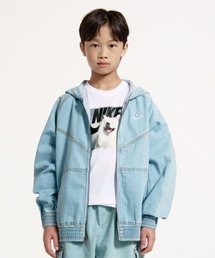 NIKE（ナイキ）の「ナイキ スポーツウェア コレクション ジュニア フルジップ フーデッド デニム ジャケット   Nike Sportswear Collection Big Kids' Full-Zip Hooded Denim Jacket IF2306-436 Light Armory Blue（デニムジャケット）」