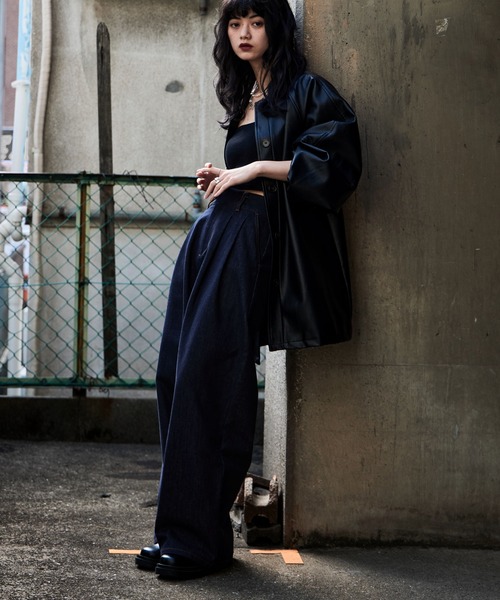 etoll.（エトル）の「ロウデニムウエストタックワイドパンツ（デニムパンツ・レディース・ブルー/ブラック・L/M/S）」の7枚目の写真