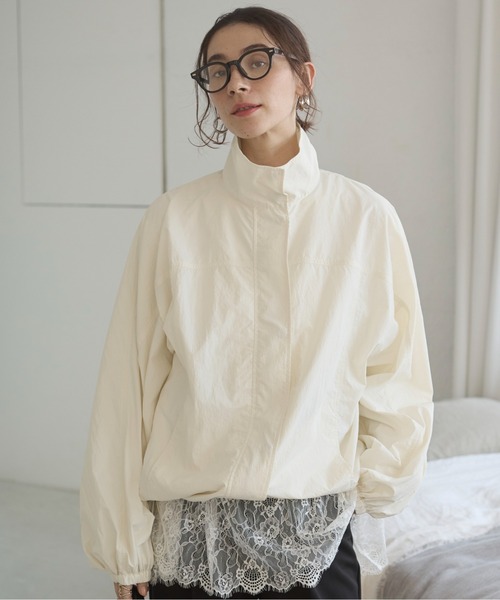 ANGIE（アンジー）の「スタンドカラーナイロンブルゾン（ブルゾン・レディース・アイボリー/ブラック/ベージュ・FREE）」の11枚目の写真