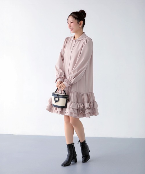 Fit more(フィットモア)の「裾ダブルフリルシャツワンピース(シャツワンピース・レディース・ピンク/ホワイト/ブルー・LONG/SHORT)」の21枚目の写真