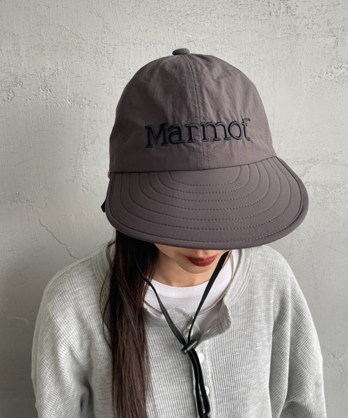 MARMOT（マーモット）の「[Marmot/マーモット] 別注 ブランドロゴ ロングビルキャップ【追加】（キャップ・レディース・ベージュ/チャコールグレー/ブラック・F）」の14枚目の写真