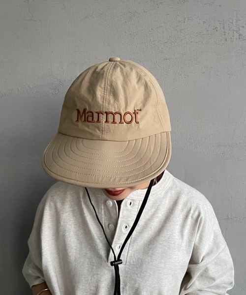 MARMOT（マーモット）の「[Marmot/マーモット] 別注 ブランドロゴ ロングビルキャップ【追加】（キャップ・レディース・ベージュ/チャコールグレー/ブラック・F）」の21枚目の写真