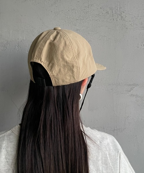MARMOT（マーモット）の「[Marmot/マーモット] 別注 ブランドロゴ ロングビルキャップ【追加】（キャップ・レディース・ベージュ/チャコールグレー/ブラック・F）」の22枚目の写真