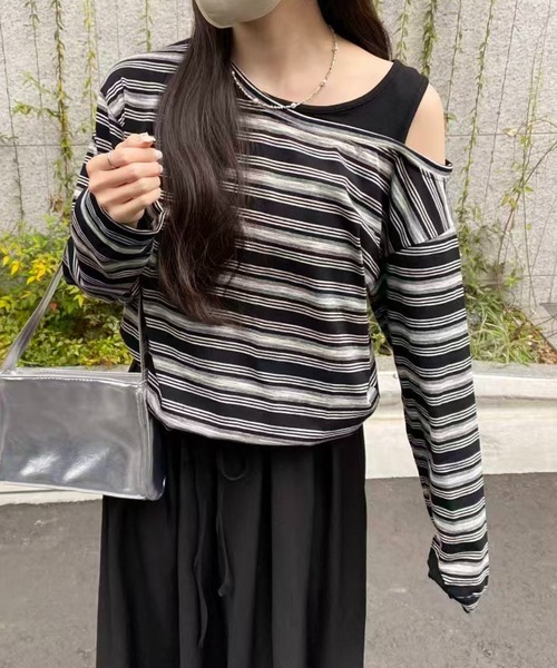 mebole（メボレ）の「ワンショルダーボーダートップス（Tシャツ/カットソー・レディース・ネイビー/ブラック・FREE）」の7枚目の写真