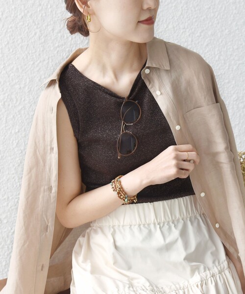 SHIPS（シップス）の「〈手洗い可能〉ラメ 2WAY ノースリーブ プルオーバー（タンクトップ・レディース・ブラック/ベージュ系/ホワイト/ブラウン/ダークグレー・ONE SIZE）」の13枚目の写真