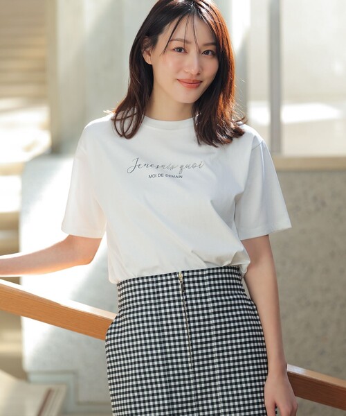 ANY SIS(エニィスィス)の「ビジュープリント Tシャツ(Tシャツ/カットソー・レディース・ライトグリーン系/ベージュ系/ホワイト系・MEDIUM)」の4枚目の写真