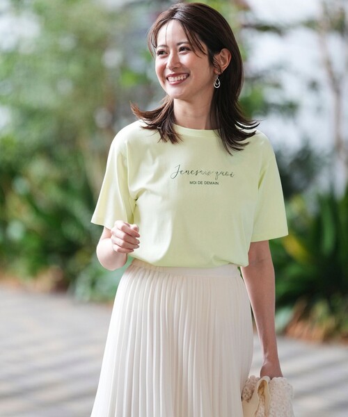 ANY SIS(エニィスィス)の「ビジュープリント Tシャツ(Tシャツ/カットソー・レディース・ライトグリーン系/ベージュ系/ホワイト系・MEDIUM)」の11枚目の写真