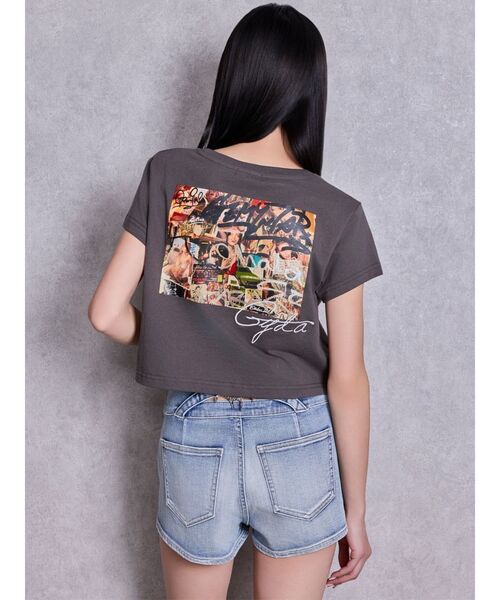 GYDA（ジェイダ）の「ハイウエストボタンBACKカーブクロスGYDA chainデニムショートパンツ（デニムパンツ・レディース・インディゴブルー/ライトブルー・MEDIUM/SMALL/X-SMALL）」の3枚目の写真