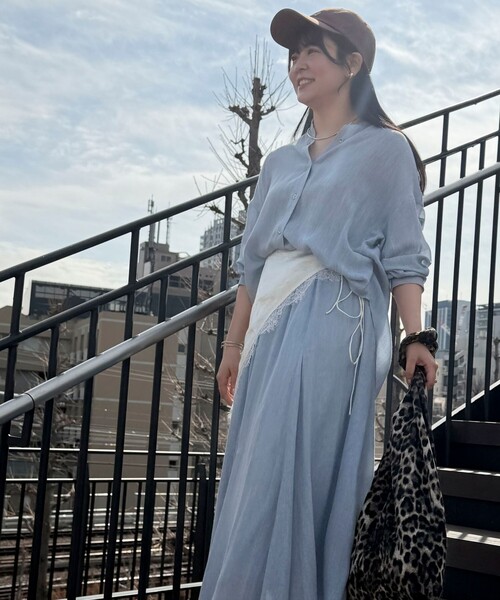 MICO COULIER（ミコクリエ）の「シアーデニムバンドカラーシャツ（シャツ/ブラウス・レディース・ネイビー/サックスブルー・38）」の9枚目の写真