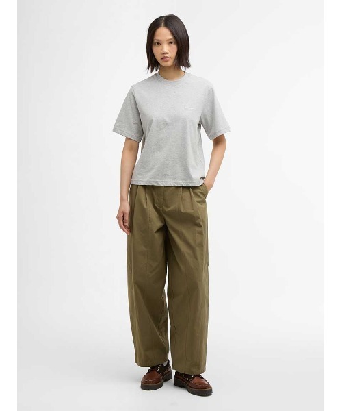 Barbour(バブアー)の「MarjorieショートレングスTシャツ(Tシャツ/カットソー・レディース・ブラック/ホワイト/グレー/カーキ/ピンク/ライトブルー・LARGE/SMALL/MEDIUM)」の12枚目の写真