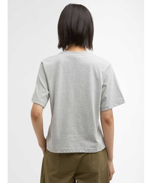 Barbour(バブアー)の「MarjorieショートレングスTシャツ(Tシャツ/カットソー・レディース・ブラック/ホワイト/グレー/カーキ/ピンク/ライトブルー・LARGE/SMALL/MEDIUM)」の13枚目の写真