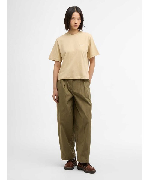 Barbour(バブアー)の「MarjorieショートレングスTシャツ(Tシャツ/カットソー・レディース・ブラック/ホワイト/グレー/カーキ/ピンク/ライトブルー・LARGE/SMALL/MEDIUM)」の15枚目の写真