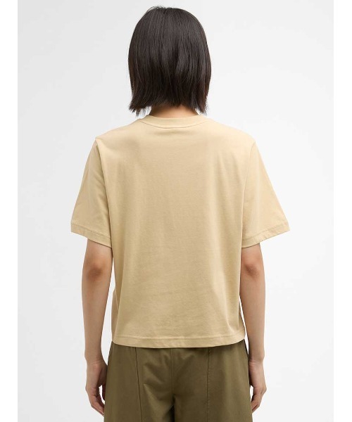 Barbour(バブアー)の「MarjorieショートレングスTシャツ(Tシャツ/カットソー・レディース・ブラック/ホワイト/グレー/カーキ/ピンク/ライトブルー・LARGE/SMALL/MEDIUM)」の16枚目の写真
