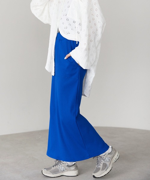 pocket（ポケット）の「テレコリブナロースカート（スカート・レディース・ブラック系その他/ブルー/グレー/グレー系その他/ブラック/アイボリー/ホワイト系その他・LONG/FREE）」の13枚目の写真