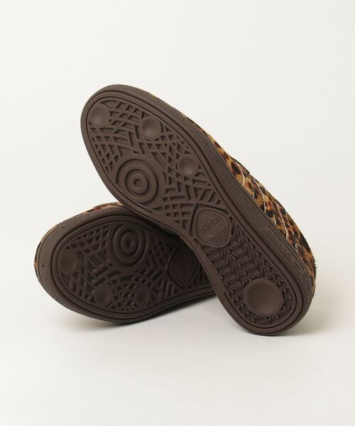 adidas(アディダス)の「ハンドボール スペツィアル ローファー / HANDBALL SPEZIAL LOAFER / アディダスオリジナルス adidas Originals ローファースニーカー(スニーカー・レディース・ベージュ・22.5cm/23.0cm/23.5cm/24.0cm/24.5cm/25.0cm/25.5cm/26.0cm/26.5cm/27.0cm/27.5cm/28.0cm/28.5cm/29.5cm/30.0cm/29.0cm/22.0cm)」の13枚目の写真