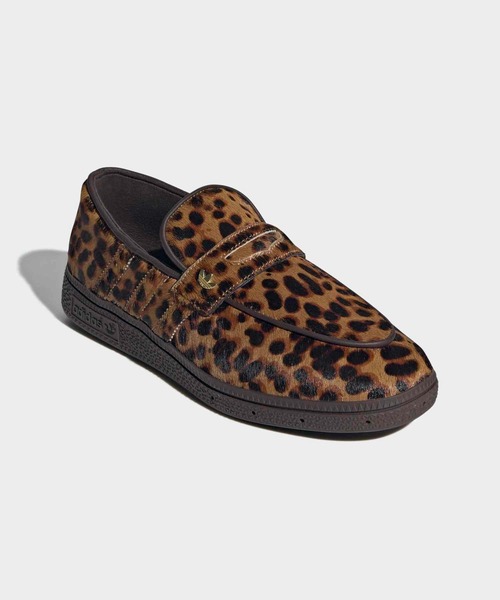 adidas(アディダス)の「ハンドボール スペツィアル ローファー / HANDBALL SPEZIAL LOAFER / アディダスオリジナルス adidas Originals ローファースニーカー(スニーカー・レディース・ベージュ・22.5cm/23.0cm/23.5cm/24.0cm/24.5cm/25.0cm/25.5cm/26.0cm/26.5cm/27.0cm/27.5cm/28.0cm/28.5cm/29.5cm/30.0cm/29.0cm/22.0cm)」の4枚目の写真