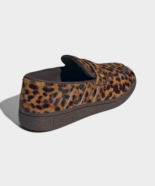 adidas(アディダス)の「ハンドボール スペツィアル ローファー / HANDBALL SPEZIAL LOAFER / アディダスオリジナルス adidas Originals ローファースニーカー(スニーカー・レディース・ベージュ・22.5cm/23.0cm/23.5cm/24.0cm/24.5cm/25.0cm/25.5cm/26.0cm/26.5cm/27.0cm/27.5cm/28.0cm/28.5cm/29.5cm/30.0cm/29.0cm/22.0cm)」の5枚目の写真