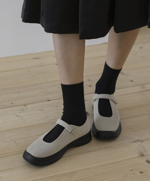 SAPPUN（サプン）の「Ricla メリージェーン スニーカー (3cm)（スニーカー・レディース・ブラック/オートミール・23cm/23.5cm/24cm/24.5cm/25cm/25.5cm）」の5枚目の写真