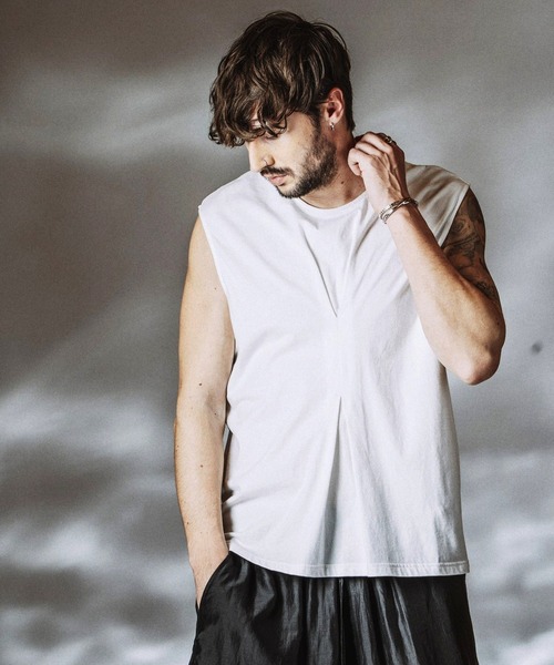 NO ID.(ノーアイディ)の「【NO ID.】Center Tuck Sleeveless Pullover / センタータックスリーブレスプルオーバー(Tシャツ/カットソー・メンズ・グレー/ホワイト/ブラック・ONE SIZE)」の17枚目の写真