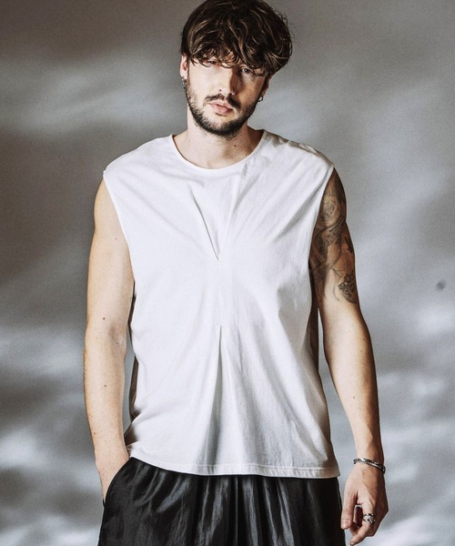 NO ID.(ノーアイディ)の「【NO ID.】Center Tuck Sleeveless Pullover / センタータックスリーブレスプルオーバー(Tシャツ/カットソー・メンズ・グレー/ホワイト/ブラック・ONE SIZE)」の18枚目の写真