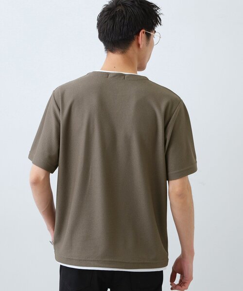 THE SHOP TK (ザ ショップ ティーケー )の「【一枚でコーディネートが完成!】レイヤード風 キーネック 半袖Tシャツ 洗濯機OK(Tシャツ/カットソー・メンズ・ダークブラウン/ブルーグリーン/ブラック/オフホワイト/ネイビー/ライトグレー/モスグリーン/ライトベージュ・04/02/03)」の13枚目の写真