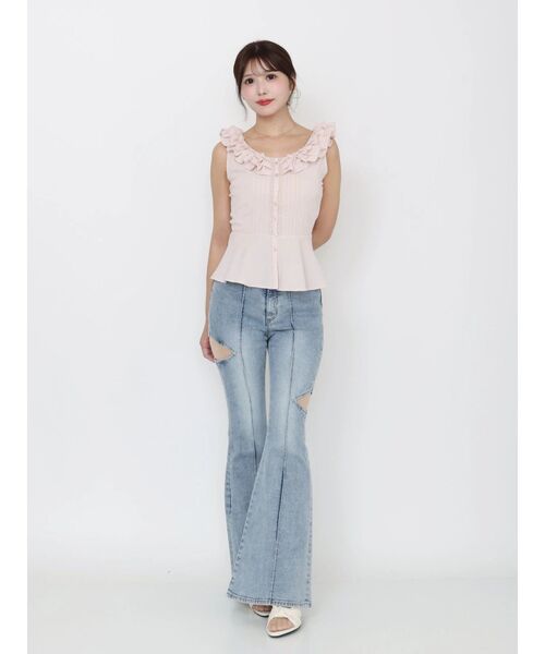 EATME(イートミー)の「フリルネックペプラムTOP(シャツ/ブラウス・レディース・ブルー/オフホワイト/ピンク・FREE)」の10枚目の写真