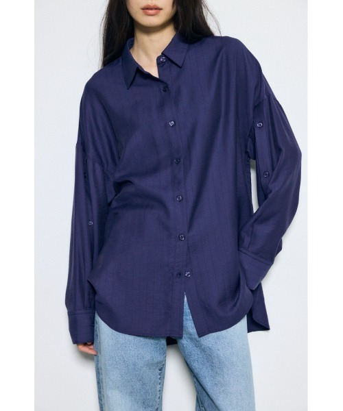 AZUL by moussy(アズールバイマウジー)の「スリーブボタンストライプシャツ(シャツ/ブラウス・レディース・ブルー系その他3/ベージュ系その他/ブルー系その他・SMALL/MEDIUM)」の3枚目の写真