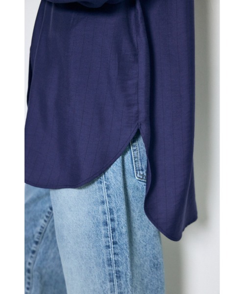 AZUL by moussy(アズールバイマウジー)の「スリーブボタンストライプシャツ(シャツ/ブラウス・レディース・ブルー系その他3/ベージュ系その他/ブルー系その他・SMALL/MEDIUM)」の21枚目の写真