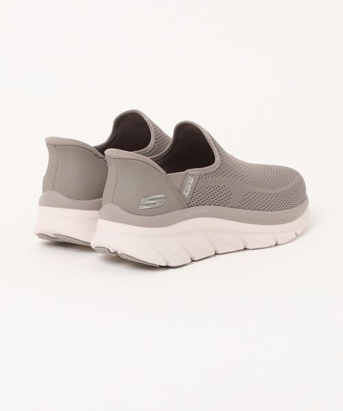 SKECHERS(スケッチャーズ)の「SKECHERS スケッチャーズ SWIFT FIT スウィフトフィット CUSHION WALKER-FERGUSON ワイド 超軽量 メンズシューズ(クッションウォーカー)(スニーカー・メンズ・ブラック×ブラック/ベージュ・25.0cm/25.5cm/26.0cm/26.5cm/27.0cm/27.5cm/28.0cm/29.0cm)」の3枚目の写真