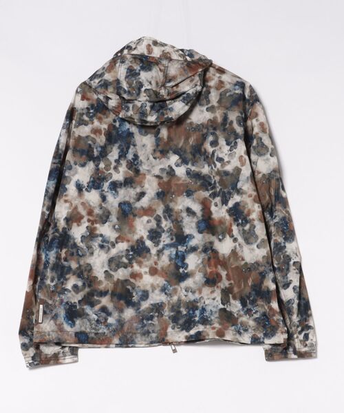 ARMANI EXCHANGE(アルマーニエクスチェンジ)の「【ARMANI EXCHANGE】 MIX柄PRINT オールオーバープリント フーデッドブルゾン(ブルゾン・メンズ・ブラウン系・2/1)」の2枚目の写真