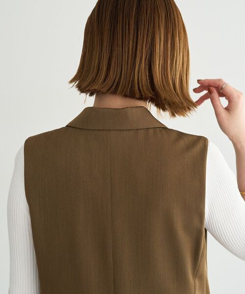 YECCA VECCA（イェッカヴェッカ）の「ドライタッチ金釦テーラードジレ（その他アウター・レディース・ライトベージュ/ブラウン/ブラック・FREE）」の22枚目の写真