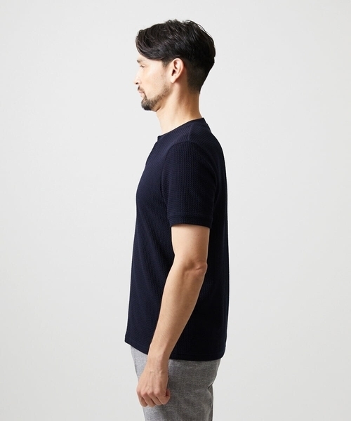 MICHEL KLEIN HOMME (ミッシェルクランオム)の「キーネックウェーブ半袖カットソー(Tシャツ/カットソー・メンズ・ベージュ/ネイビー・MEDIUM/LARGE/X-LARGE)」の9枚目の写真