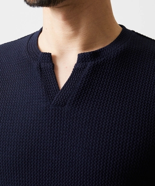 MICHEL KLEIN HOMME (ミッシェルクランオム)の「キーネックウェーブ半袖カットソー(Tシャツ/カットソー・メンズ・ベージュ/ネイビー・MEDIUM/LARGE/X-LARGE)」の7枚目の写真