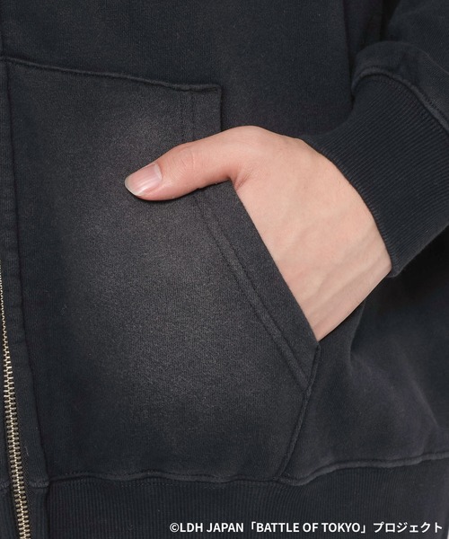 RAGEBLUE（レイジブルー）の「【BATTLE OF TOKYO】ROWDY SHOGUN / コラボ刺繍ジップパーカー（パーカー・レディース・ブラック・FREE）」の9枚目の写真