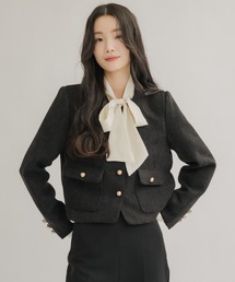 NEUNA（ヌナ）の「スプリングボタンジャケット（ノーカラージャケット）」