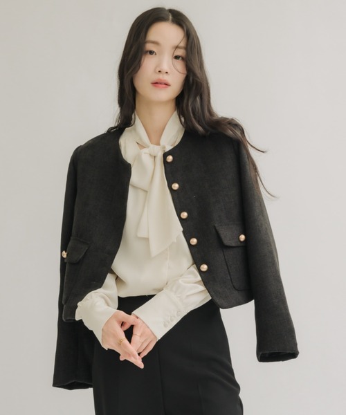 NEUNA（ヌナ）の「スプリングボタンジャケット（ノーカラージャケット・レディース・ライトブルー/アイボリー/ブラック・FREE）」の14枚目の写真