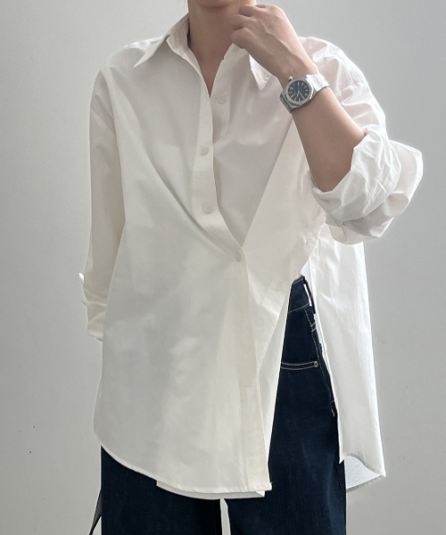 Aelina(エリナ)の「イレギュラースリット長袖シャツ(シャツ/ブラウス・レディース・ホワイト/ブルー・M/L)」の9枚目の写真