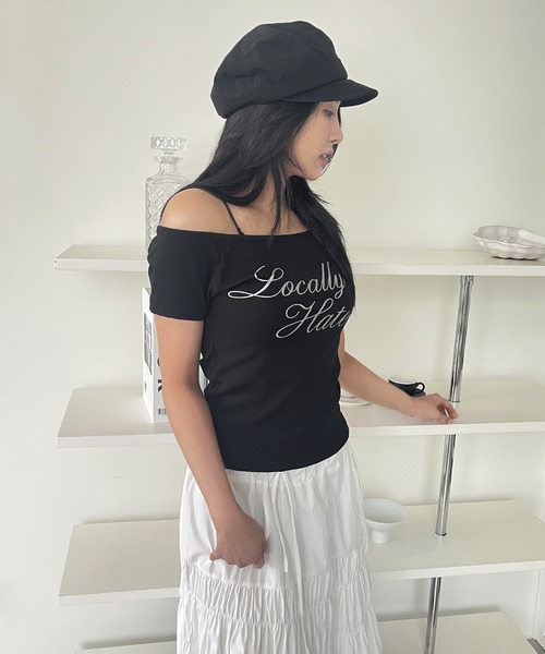 UNE MANSION(ユヌマンション)の「レタリングデザイン2WAYTシャツカットソー(Tシャツ/カットソー・レディース・ブラック/ホワイト・FREE)」の12枚目の写真