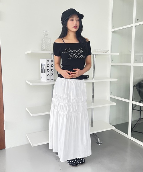 UNE MANSION(ユヌマンション)の「レタリングデザイン2WAYTシャツカットソー(Tシャツ/カットソー・レディース・ブラック/ホワイト・FREE)」の18枚目の写真