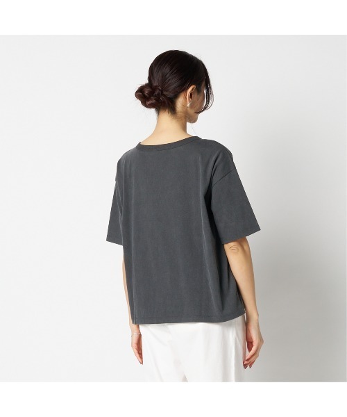 HELIOPOLE(エリオポール)の「FADE TEE(Tシャツ/カットソー・レディース・チャコールグレー/ベージュ/ワインレッド・38)」の12枚目の写真