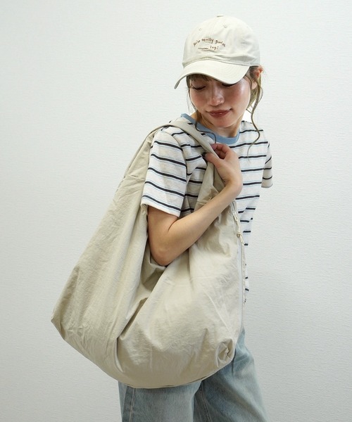gossara(ゴサラ)の「【見た目以上の収納力】BIGワンショルダーBAG(ショルダーバッグ・レディース・ネイビー/アイボリー・FREE)」の10枚目の写真