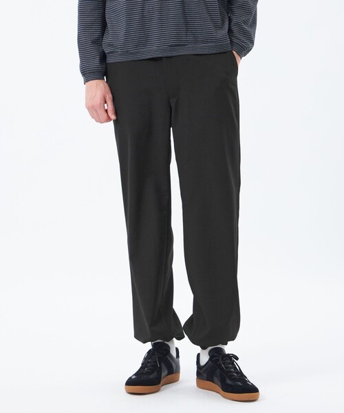 MACKINTOSH PHILOSOPHY（ﾏｯｷﾝﾄｯｼｭ ﾌｨﾛｿﾌｨｰ）の「WEEKENDER イージーパンツ ウール調ドットエア（その他パンツ・メンズ・チャコールグレー/ベージュ系その他・38/40）」の3枚目の写真
