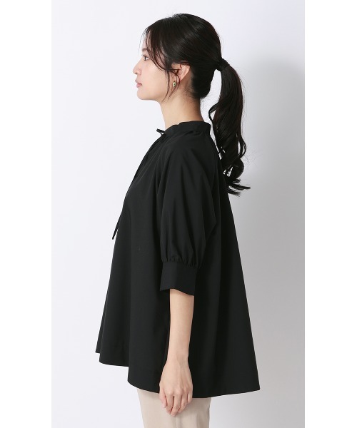 AOYAMA（アオヤマ）の「ハイネックギャザーリボンブラウス【涼】【5分袖】（Tシャツ/カットソー・レディース・キャメル/ブルー/ブラック・L/M）」の6枚目の写真