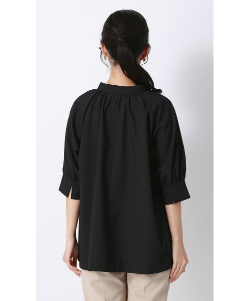 AOYAMA（アオヤマ）の「ハイネックギャザーリボンブラウス【涼】【5分袖】（Tシャツ/カットソー・レディース・キャメル/ブルー/ブラック・L/M）」の7枚目の写真