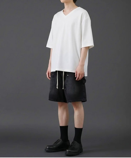 revertical(リバーティカル)の「ヴィンテージウォッシュデニムショートパンツ/ ワイドシルエット(デニムパンツ・メンズ・サックスブルー/ブラック・LARGE/MEDIUM)」の5枚目の写真