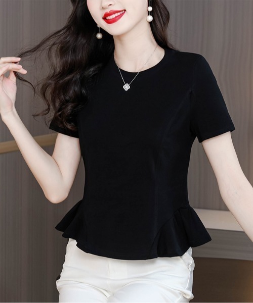 AMAJI(アマジ)の「ラウンドネック フリルヘム 半袖Tシャツ(Tシャツ/カットソー・レディース・ブラック・LARGE/X-LARGE/XX-LARGE)」の2枚目の写真