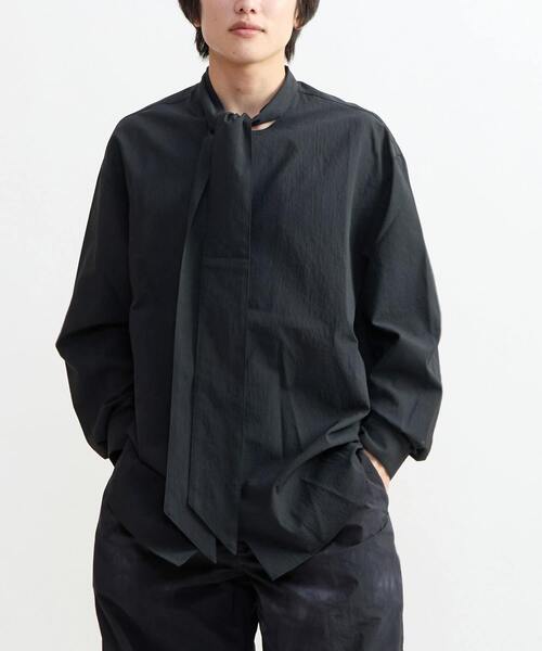 CONVERSE TOKYO(コンバーストウキョウ)の「BOWTIE RELAX SHIRT(シャツ/ブラウス・レディース・その他1/その他2/ブラック/ブルー・MEDIUM/SMALL)」の22枚目の写真