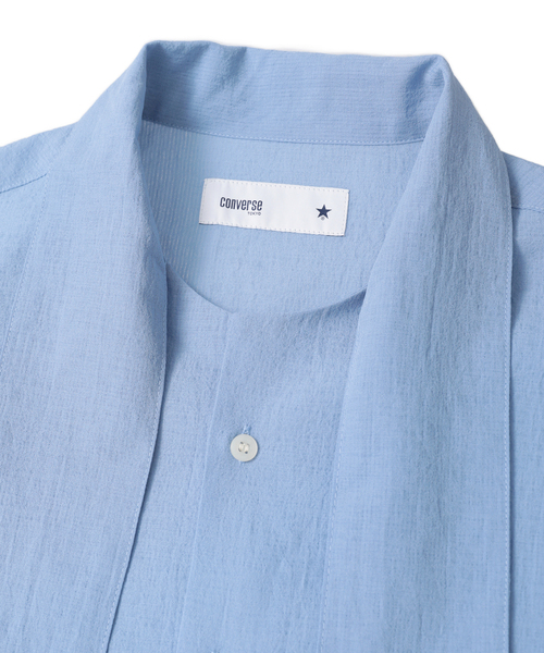 CONVERSE TOKYO(コンバーストウキョウ)の「BOWTIE RELAX SHIRT(シャツ/ブラウス・レディース・その他1/その他2/ブラック/ブルー・MEDIUM/SMALL)」の5枚目の写真