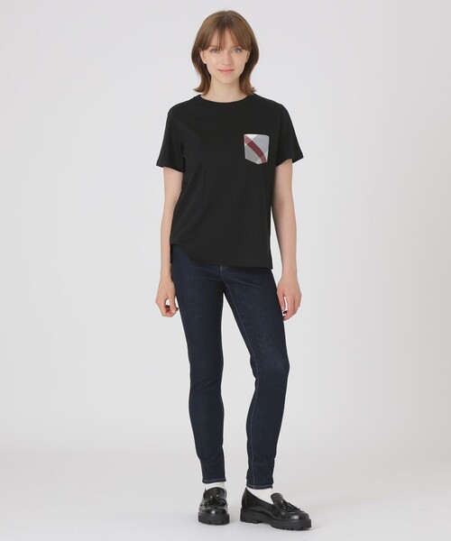BLUE LABEL CRESTBRIDGE(ブルーレーベルクレストブリッジ)の「【一部店舗限定】コンパクトスムースポケットTシャツ(Tシャツ/カットソー・レディース・オフホワイト・38/40)」の7枚目の写真